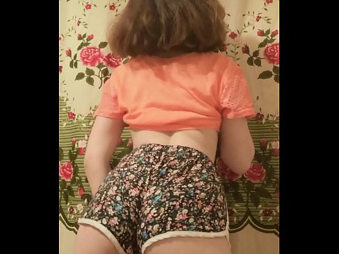 ❤️ Szexi fiatal csaj vetkőzteti le a rövidnadrágját a kamera előtt. ️ Porno at hu.gaypornforyou.ru ❌
