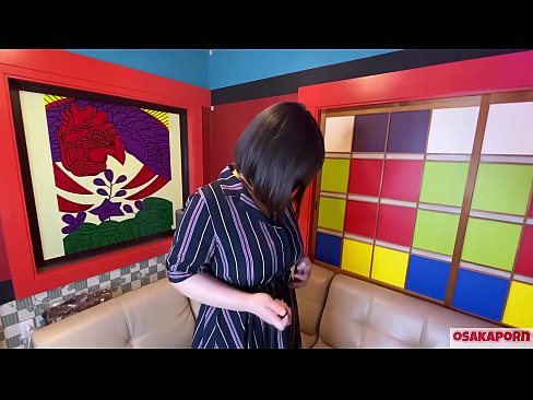 ❤️ Japán cutie nagy mellekkel maszturbál szexjátékokkal és orgazmust kap. Egy interjúban beszél a dugásról szerzett tapasztalatairól. Hatalmas mellek és szőrös punci hangosan nyög. Osakaporn ️ Porno at hu.gaypornforyou.ru ❌